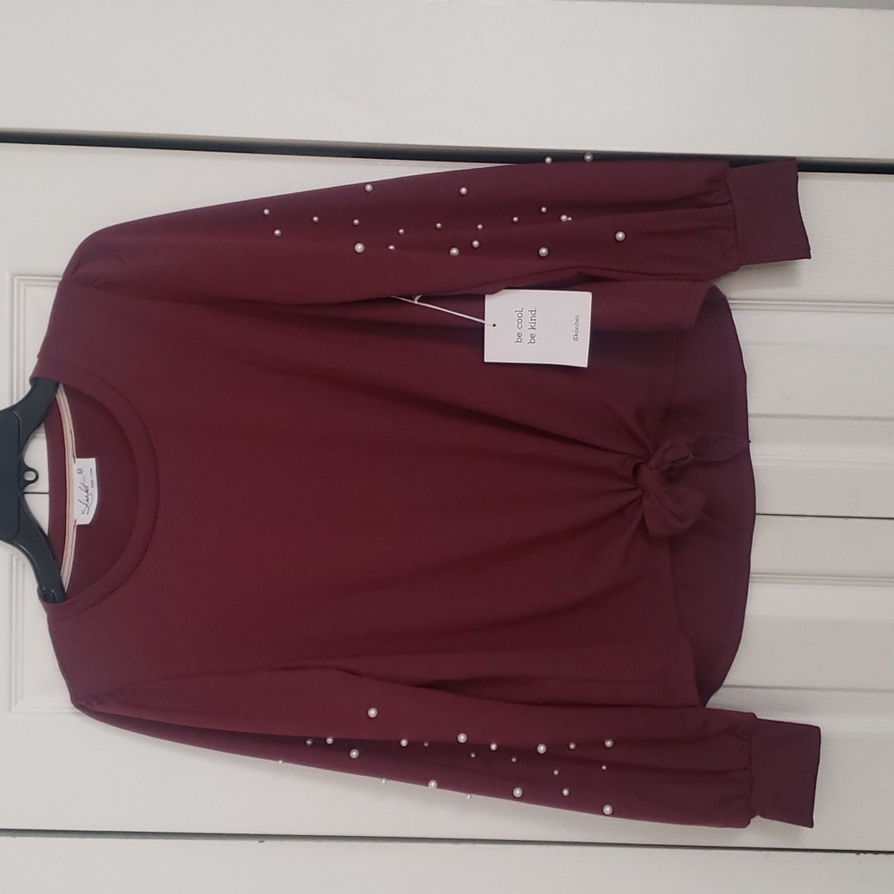 WOMEN'S PEARL  TIE-FRONT  BLOUSE.